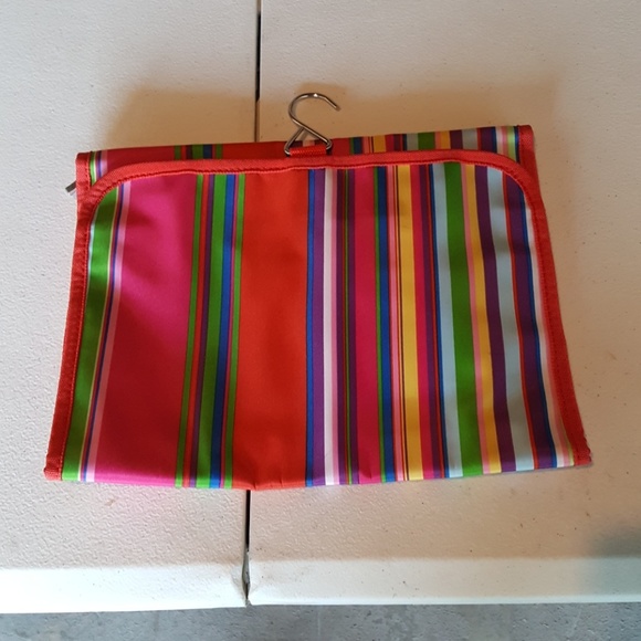 Ladies handbags - Picture 4 of 8